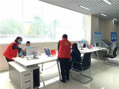 河南寶豐創(chuàng)新政務(wù)公開模式 開設(shè)政務(wù)公開專區(qū)提升服務(wù)效能